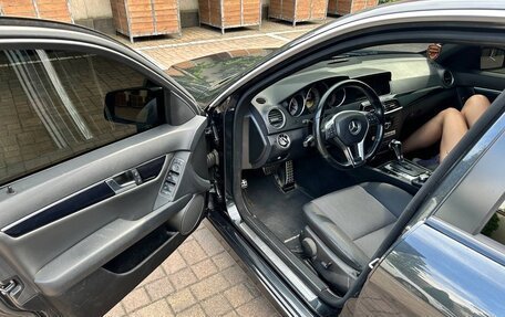 Mercedes-Benz C-Класс, 2011 год, 1 500 000 рублей, 9 фотография