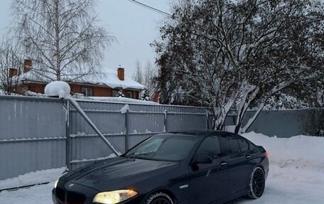 BMW 5 серия, 2012 год, 2 500 000 рублей, 3 фотография