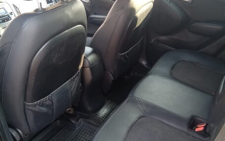 Hyundai ix35 I рестайлинг, 2012 год, 1 070 000 рублей, 2 фотография