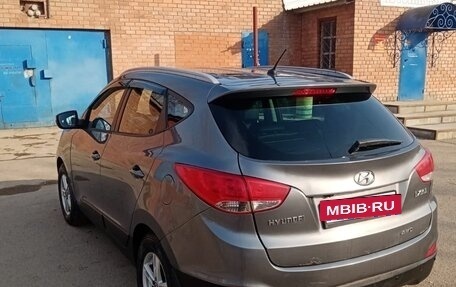 Hyundai ix35 I рестайлинг, 2012 год, 1 070 000 рублей, 10 фотография