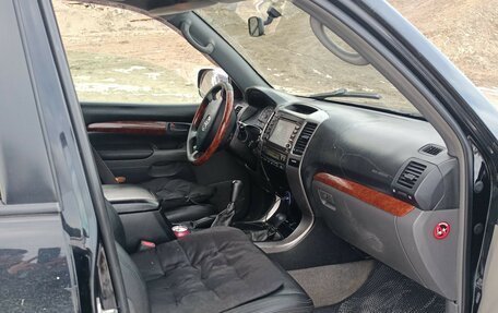 Toyota Land Cruiser Prado 120 рестайлинг, 2006 год, 1 700 000 рублей, 2 фотография