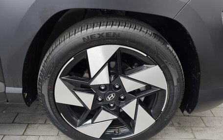 Hyundai Kona, 2023 год, 2 550 334 рублей, 5 фотография