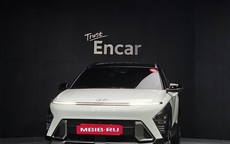 Hyundai Kona, 2023 год, 2 550 334 рублей, 3 фотография