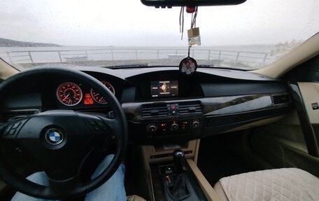 BMW 5 серия, 2004 год, 995 000 рублей, 7 фотография