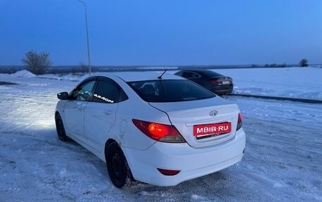 Hyundai Solaris II рестайлинг, 2013 год, 360 000 рублей, 6 фотография