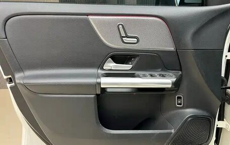 Mercedes-Benz GLA, 2022 год, 2 350 334 рублей, 14 фотография