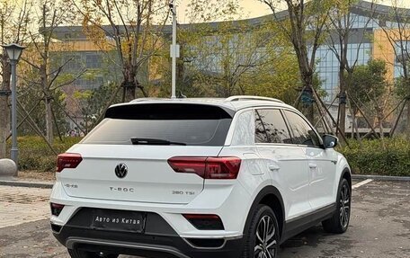 Volkswagen T-Roc I, 2022 год, 1 932 013 рублей, 6 фотография