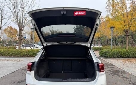 Volkswagen T-Roc I, 2022 год, 1 932 013 рублей, 7 фотография