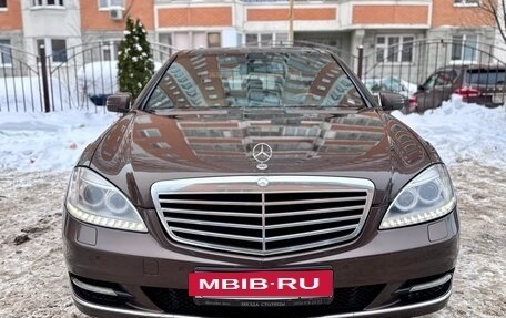 Mercedes-Benz S-Класс, 2011 год, 1 850 000 рублей, 6 фотография