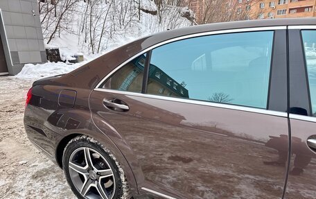 Mercedes-Benz S-Класс, 2011 год, 1 850 000 рублей, 10 фотография