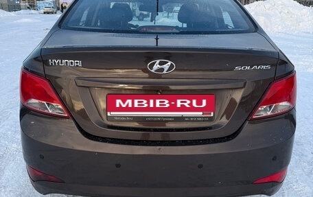 Hyundai Solaris II рестайлинг, 2015 год, 850 000 рублей, 7 фотография