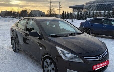 Hyundai Solaris II рестайлинг, 2015 год, 850 000 рублей, 10 фотография