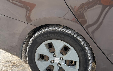 Hyundai Solaris II рестайлинг, 2015 год, 850 000 рублей, 16 фотография