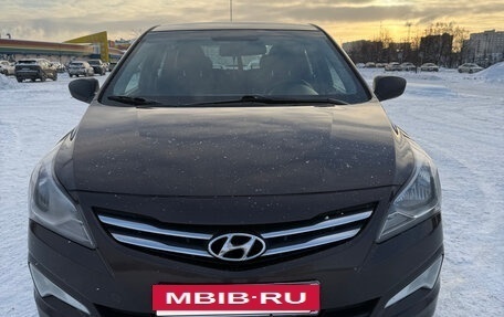 Hyundai Solaris II рестайлинг, 2015 год, 850 000 рублей, 8 фотография