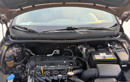 Hyundai Solaris II рестайлинг, 2015 год, 850 000 рублей, 26 фотография