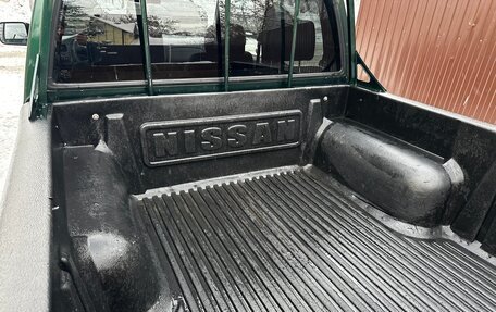 Nissan NP300, 2008 год, 1 150 000 рублей, 22 фотография