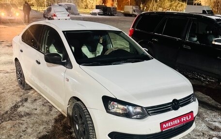 Volkswagen Polo VI (EU Market), 2010 год, 700 000 рублей, 1 фотография