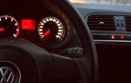 Volkswagen Polo VI (EU Market), 2010 год, 700 000 рублей, 6 фотография