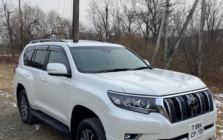 Toyota Land Cruiser Prado 150 рестайлинг 2, 2022 год, 5 500 000 рублей, 9 фотография