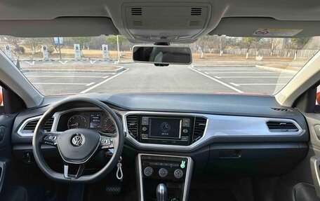 Volkswagen T-Roc I, 2022 год, 1 740 334 рублей, 9 фотография