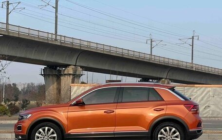 Volkswagen T-Roc I, 2022 год, 1 740 334 рублей, 8 фотография