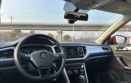 Volkswagen T-Roc I, 2022 год, 1 740 334 рублей, 15 фотография