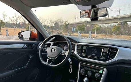 Volkswagen T-Roc I, 2022 год, 1 740 334 рублей, 13 фотография