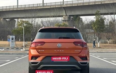 Volkswagen T-Roc I, 2022 год, 1 740 334 рублей, 4 фотография
