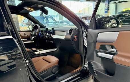 Mercedes-Benz GLB, 2022 год, 2 850 000 рублей, 8 фотография