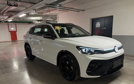 Volkswagen Tiguan, 2025 год, 4 950 000 рублей, 2 фотография