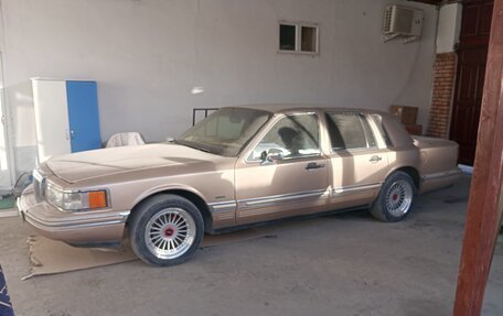Lincoln Town Car II, 1992 год, 350 000 рублей, 4 фотография
