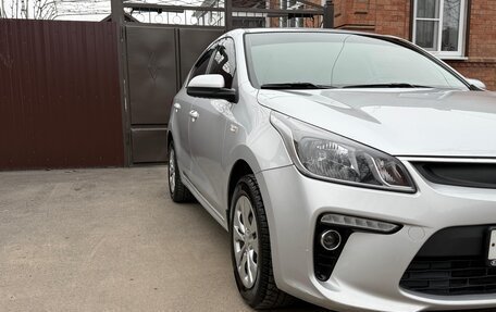 KIA Rio IV, 2017 год, 1 400 000 рублей, 6 фотография