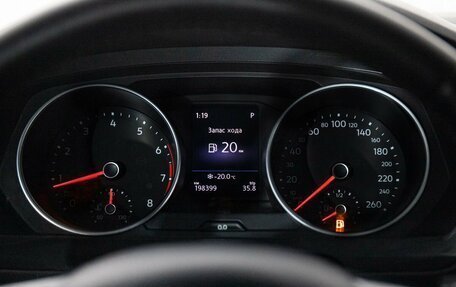 Volkswagen Tiguan II, 2018 год, 2 148 000 рублей, 10 фотография