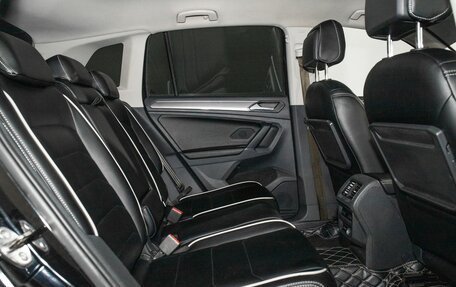 Volkswagen Tiguan II, 2018 год, 2 148 000 рублей, 7 фотография