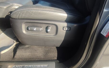 Toyota Land Cruiser 200, 2019 год, 7 250 000 рублей, 10 фотография