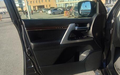 Toyota Land Cruiser 200, 2019 год, 7 250 000 рублей, 13 фотография