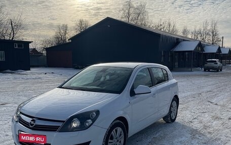 Opel Astra H, 2010 год, 610 000 рублей, 3 фотография