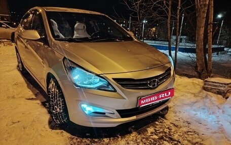 Hyundai Solaris II рестайлинг, 2016 год, 900 000 рублей, 9 фотография