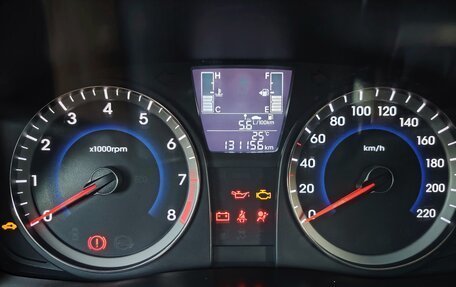 Hyundai Solaris II рестайлинг, 2016 год, 900 000 рублей, 21 фотография