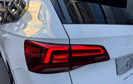 Volkswagen Tharu, 2022 год, 1 742 000 рублей, 7 фотография