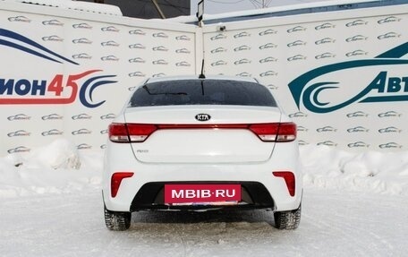 KIA Rio IV, 2019 год, 1 396 000 рублей, 6 фотография