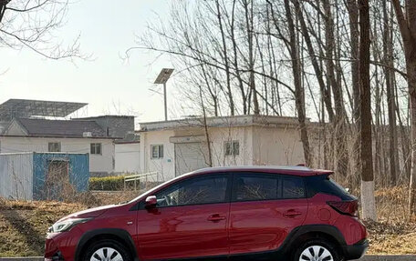 Toyota Yaris XP150 рестайлинг, 2022 год, 1 100 028 рублей, 3 фотография