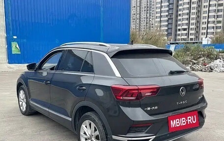 Volkswagen T-Roc I, 2021 год, 1 742 000 рублей, 6 фотография