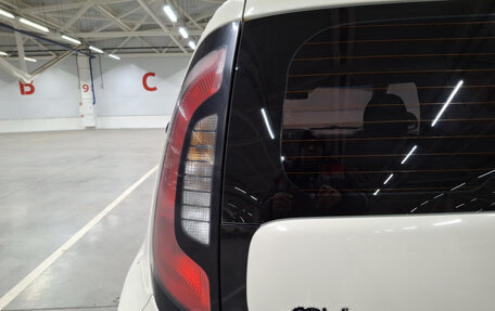 KIA Soul II рестайлинг, 2014 год, 1 000 000 рублей, 11 фотография