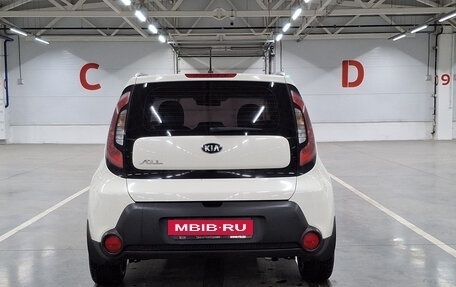 KIA Soul II рестайлинг, 2014 год, 1 000 000 рублей, 7 фотография