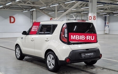KIA Soul II рестайлинг, 2014 год, 1 000 000 рублей, 8 фотография
