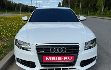 Audi A4, 2011 год, 1 350 000 рублей, 10 фотография