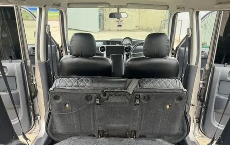 Toyota bB I рестайлинг, 2003 год, 1 500 000 рублей, 16 фотография