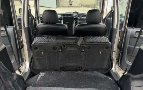 Toyota bB I рестайлинг, 2003 год, 1 500 000 рублей, 19 фотография