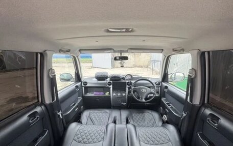 Toyota bB I рестайлинг, 2003 год, 1 500 000 рублей, 21 фотография